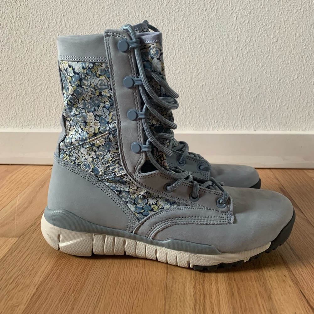Nike Boots x Liberty of London - Wmns 8